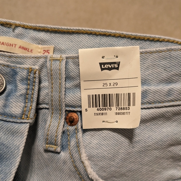 Levi's Ribcage - Picture 5 of 7